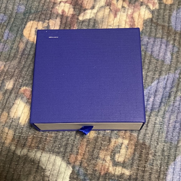 Rose Hoops - New - Picture 8 of 8